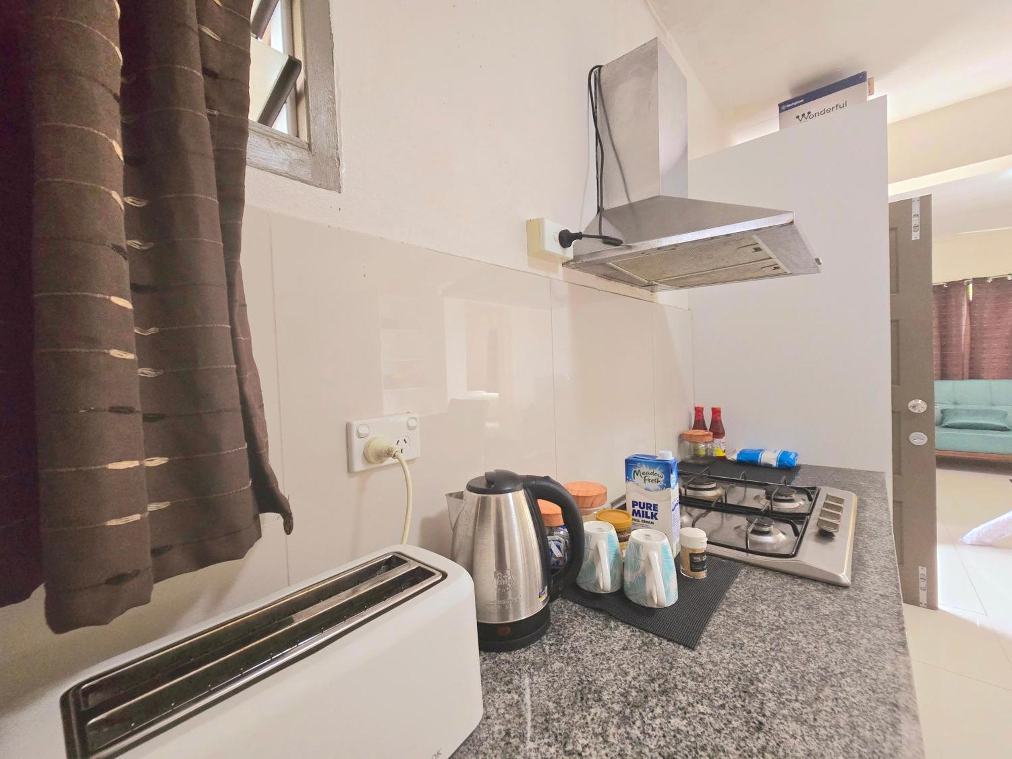 Family Retreat In Suva, Swimming Pool, Free Wifi & Parking Apartment Bagian luar foto